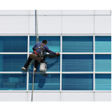 Manutenção em Fachadas de Vidro Manutenção em Fachadas de Vidro
